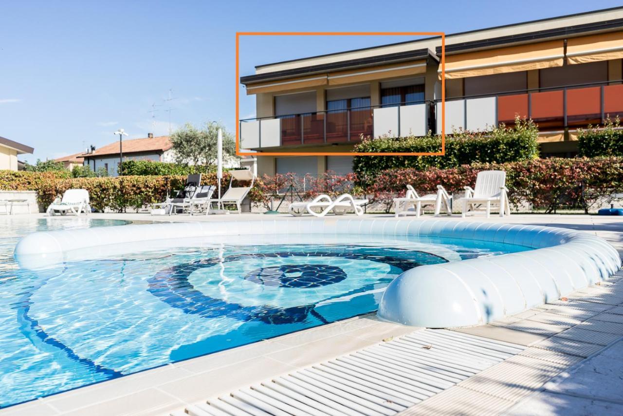 Hygge Family Apartment - One Step Away From The Lake!!! Sirmione Exterior photo