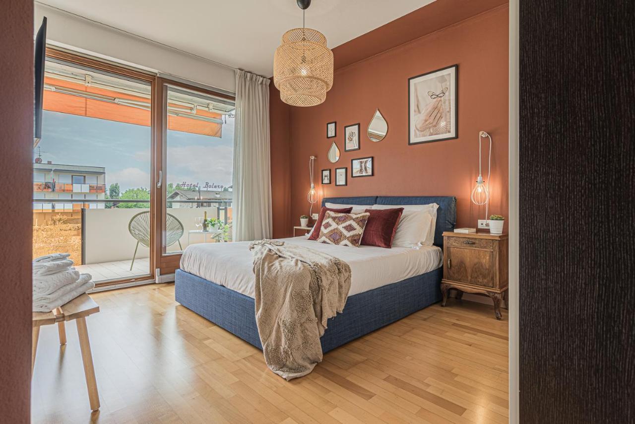 Hygge Family Apartment - One Step Away From The Lake!!! Sirmione Exterior photo