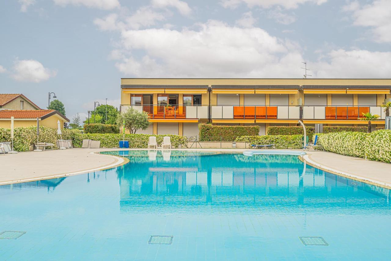 Hygge Family Apartment - One Step Away From The Lake!!! Sirmione Exterior photo